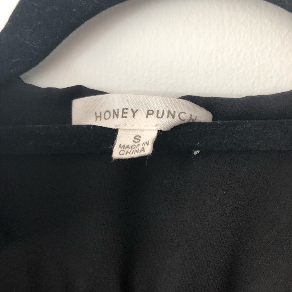 Honey Punch - Asos - Ruffle Top - Picture 6 of 7